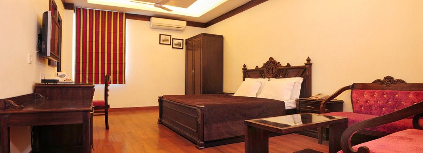 Hotel Clark Heights Nueva Delhi Exterior foto