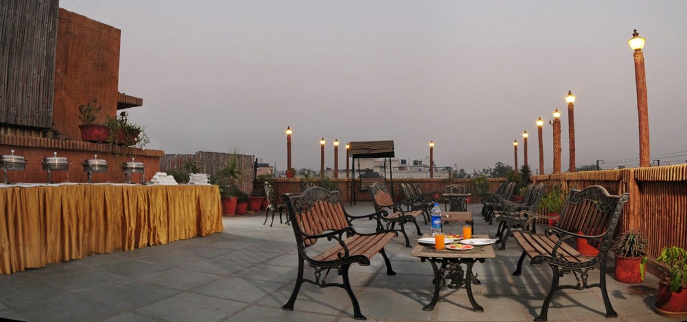 Hotel Clark Heights Nueva Delhi Exterior foto